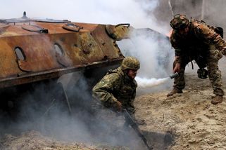 Zprávy z bojiště: Rusko dobylo mimořádně velký kus území - Seznam Zprávy